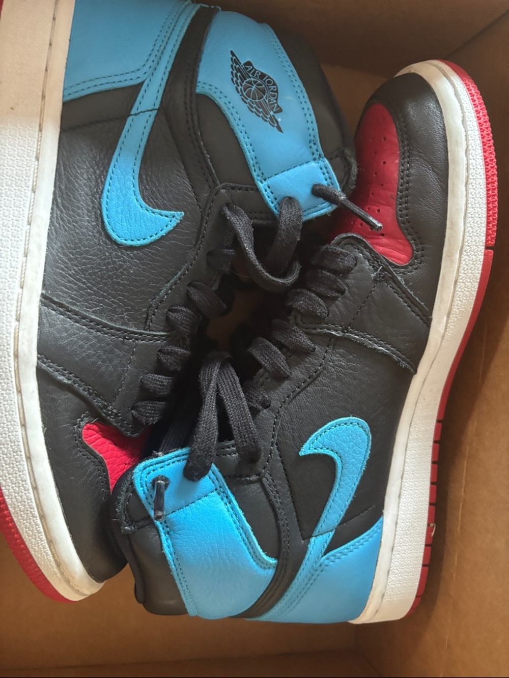 Jordan Kids High-Top Sneakers in Black, Blue & Red